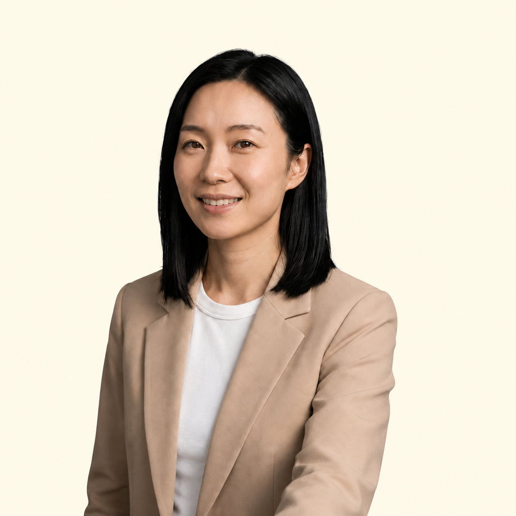 Lisa Parker, Sales Director @ Nexora AI Labs